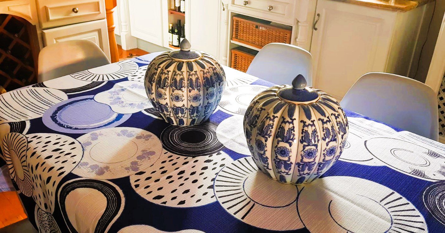 Ready-made and customized textile and linen products